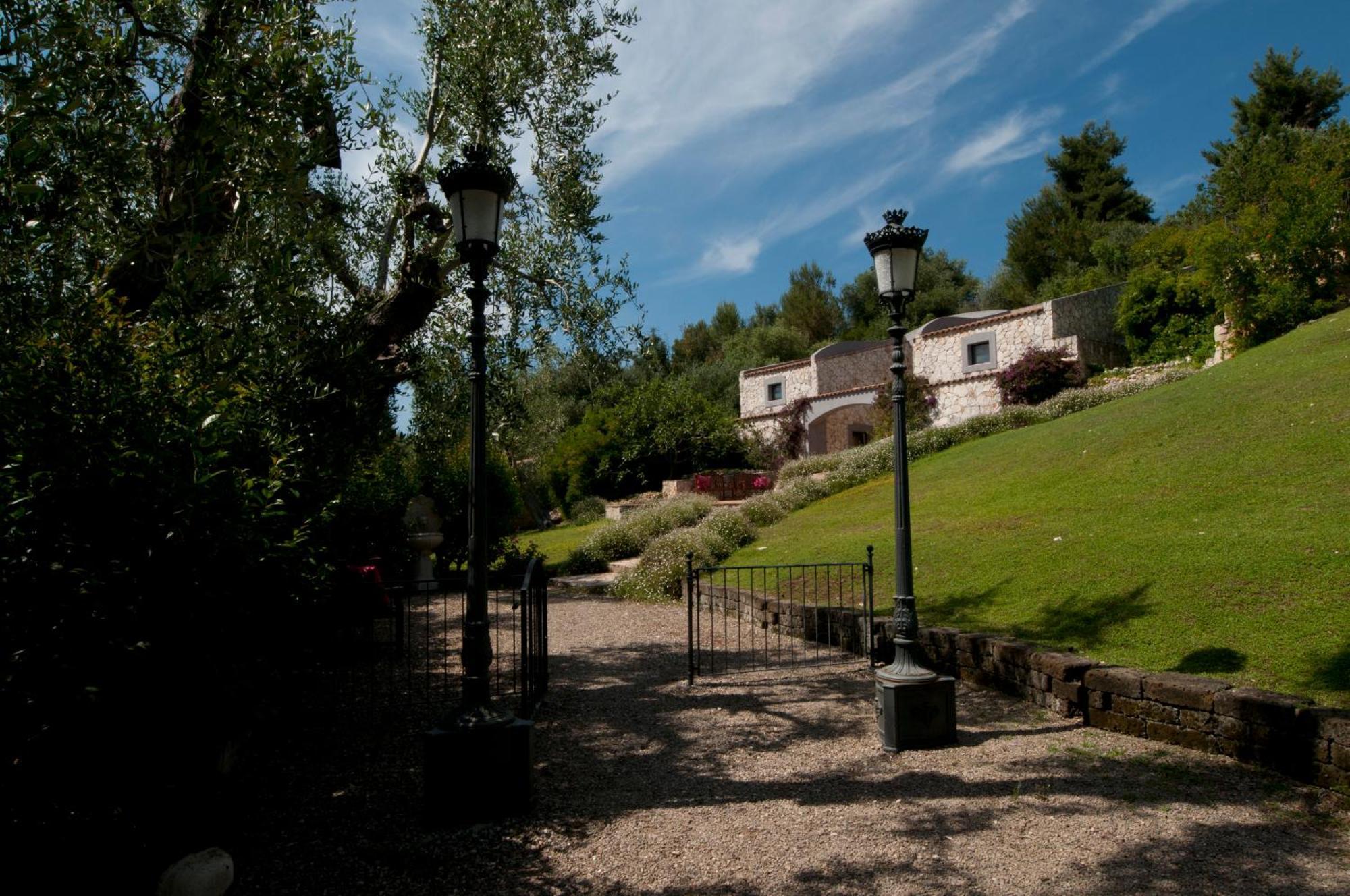 Masseria La Chiusa Delle More Hostal Peschici Exterior foto